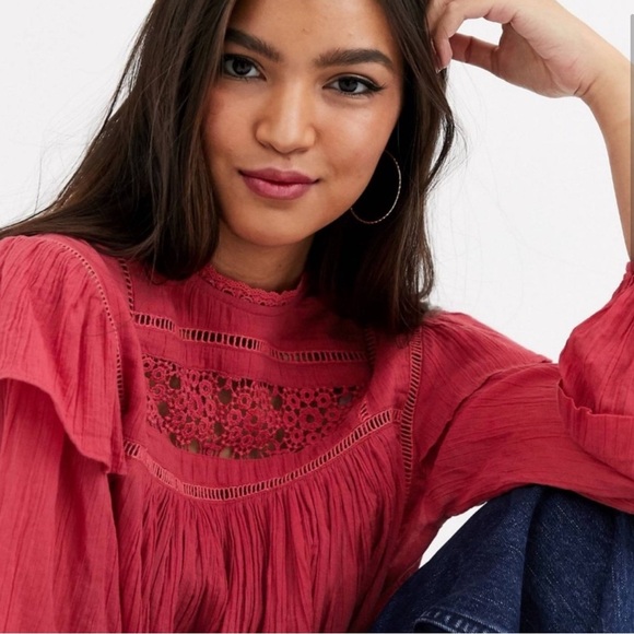 Free People Laura Cotton Ruffled Top Size Small NWOT - Picture 4 of 9